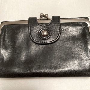 Hobo black wallet like new